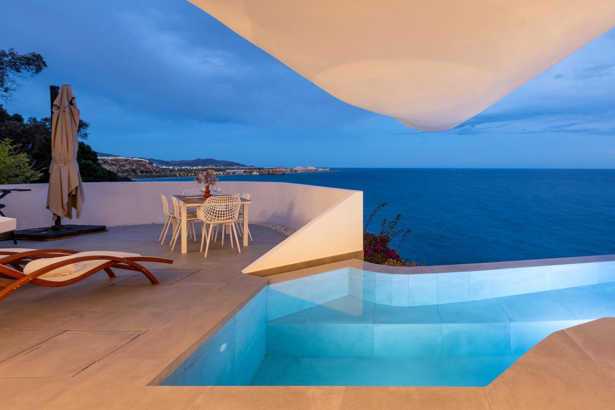 Rentitspain Casa Del Acantilado Piscina Climatizada Salobrena Ngoại thất bức ảnh